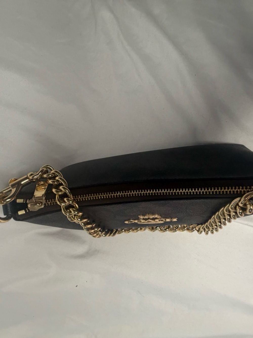 Coach Brown Signature Chain Shoulder Bag with Gold Hardware - Picture 3 of 5